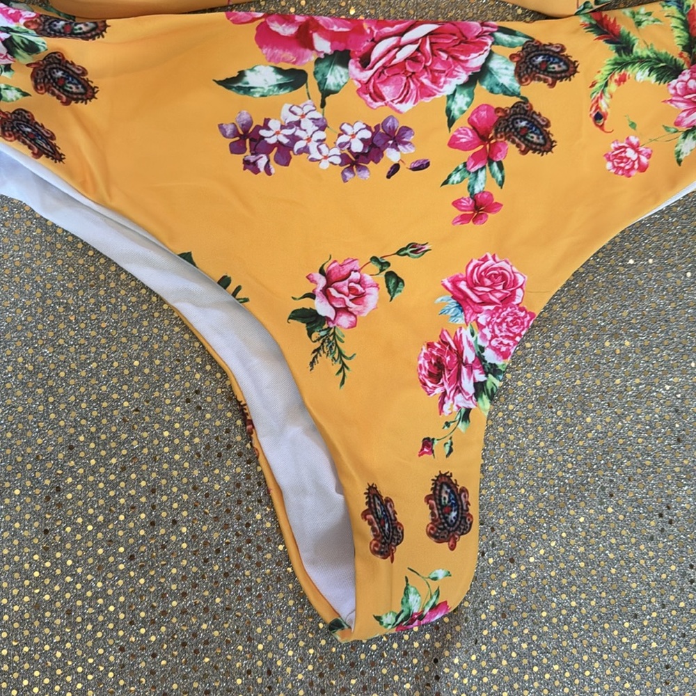 Floral women’s  colorful swimsuit two peice / bikini - Picture 2 of 11
